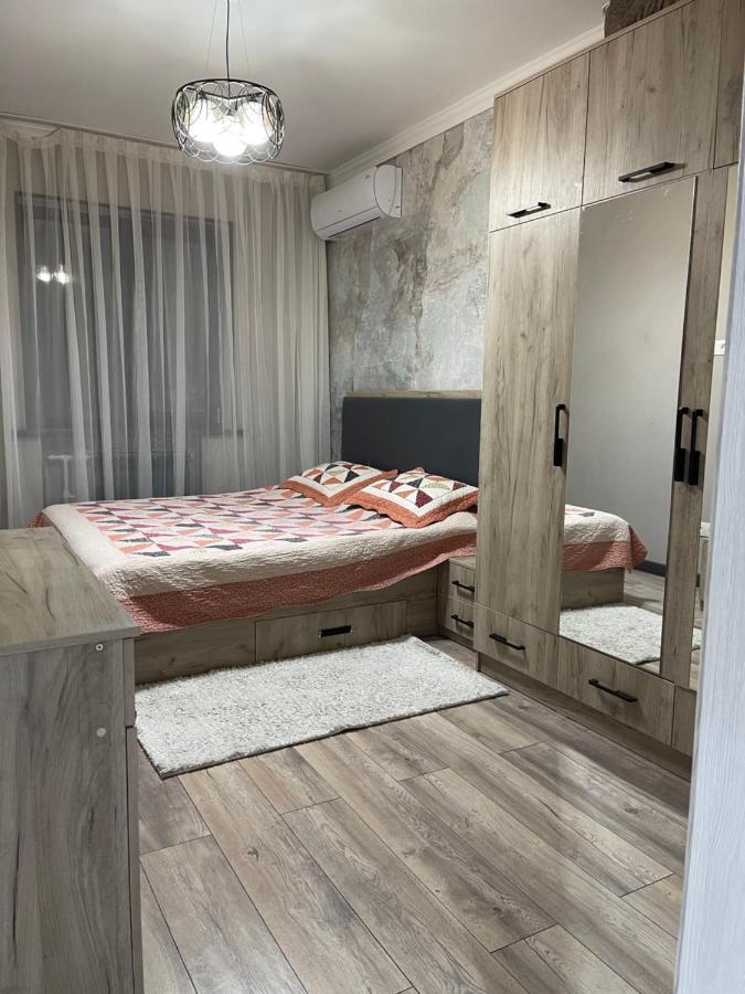 Apartment Tashkent 3 Bedrooms Экстерьер фото