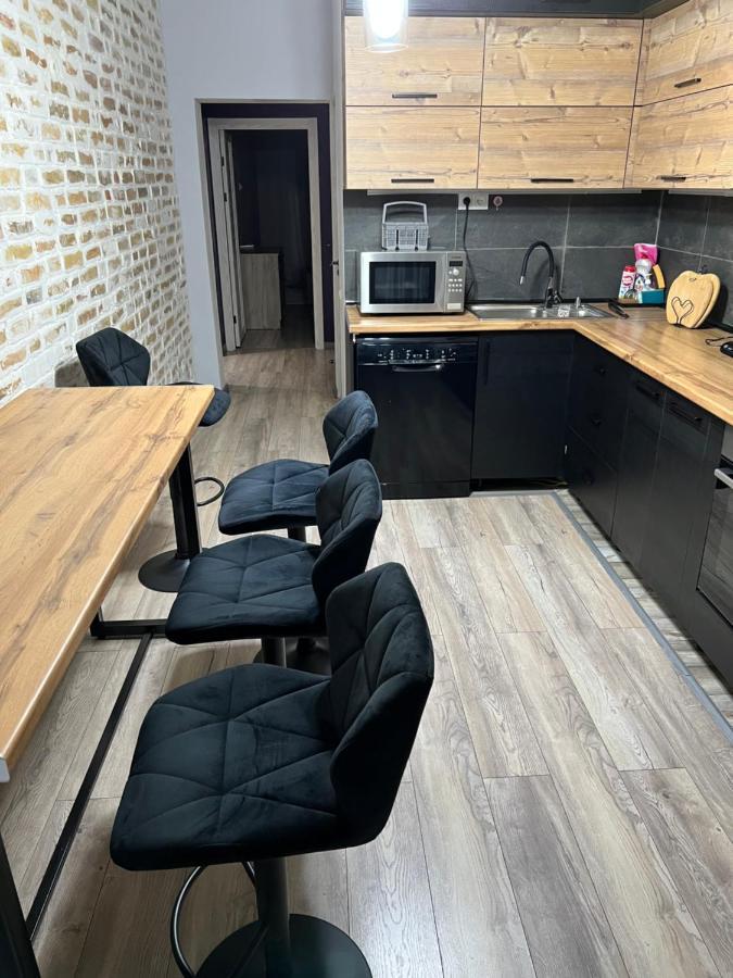 Apartment Tashkent 3 Bedrooms Экстерьер фото